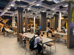 大堂-麦当劳(广州南站店)