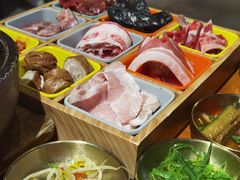 -江南本家韩国料理(太古仓中船汇店)