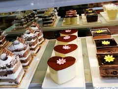 -黑森林饼皇(石龙路总店)