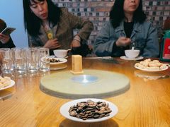 -苹果树下艺术餐厅(宋庄店)