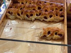 -昆明冠生园·蛋糕·面包(南强街店)