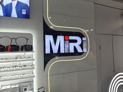 -MiRi眼镜·蔡司·星趣控·尼康控优点视觉合作店(南京东路店)
