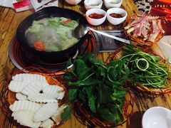 -阿婆情腊排骨火锅(金虹路店)