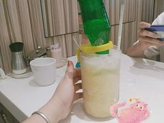 倒灌雪碧冰沙-龙记·香港茶餐厅(海上世界店)