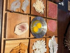 -银米·云南传统过桥米线(双廊黑金冠店)