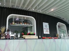 -亚洲国际大酒店·云顶阁旋转自助餐厅