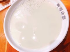 原味热豆浆-弄堂咪道-饭香·面香·馄饨香(兴梅店)