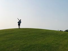 炒鸡适合的草坪-南京银杏湖乐园