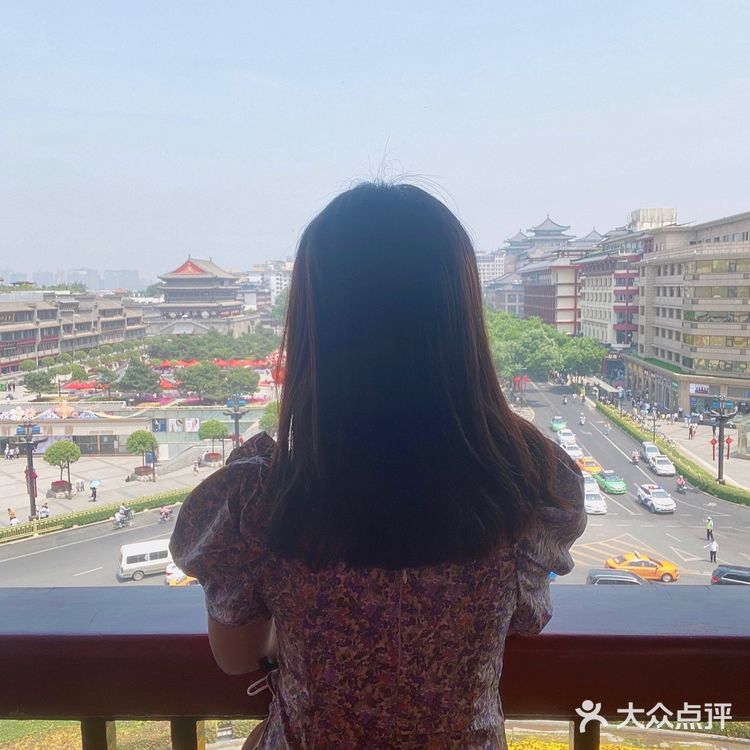 夏游｜西安钟楼之一