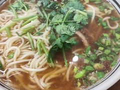 -小马牛肉面·牛骨熬制(南京博物院店)