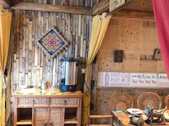 -老牌坊云南鱼豆花火锅(爱建店)