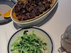 -八府香鸭·啫啫煲(华山路店)