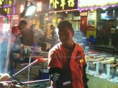 -东顺全羊坊烧烤炒菜莜面(张北店)