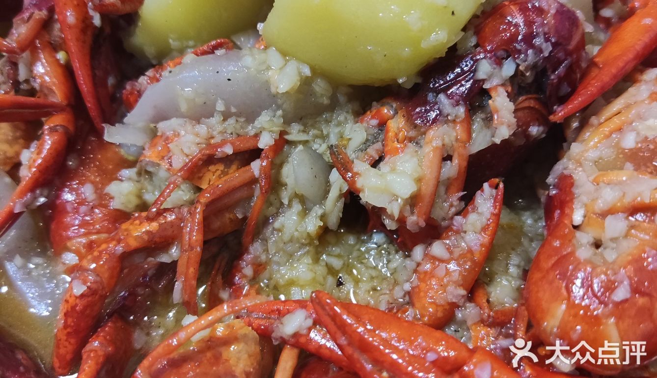 三八妇女节在小龙虾的伴随下完美收官，期待下次节日的到来。