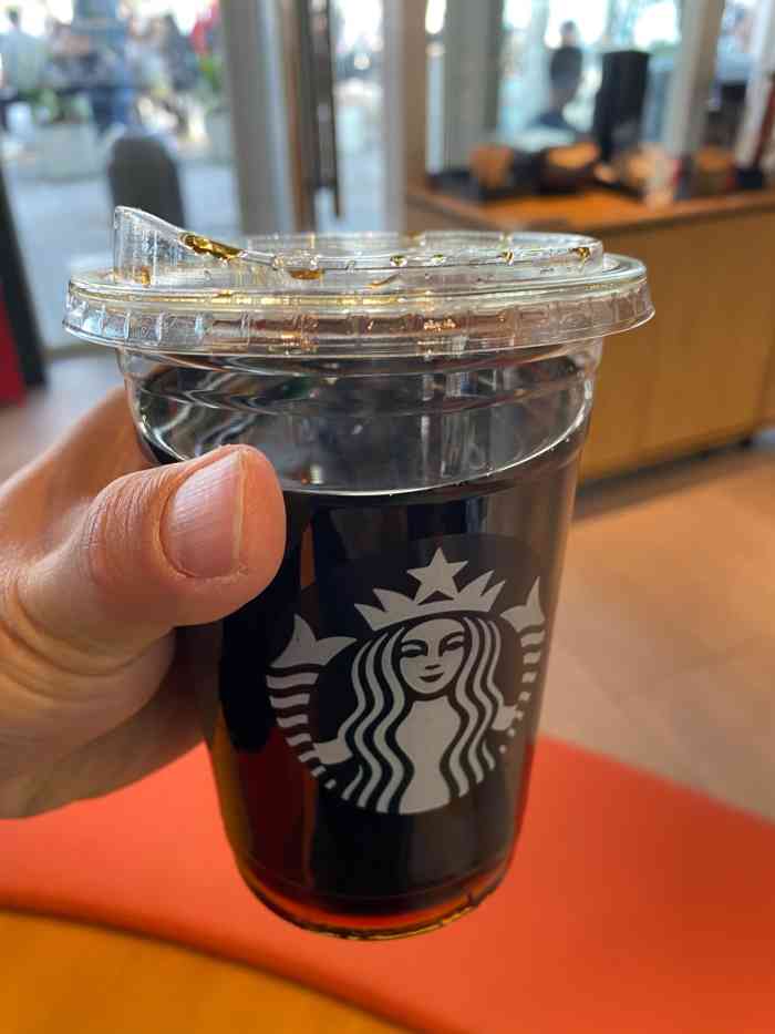 星巴克(上海徐汇滨江店)-"好评!打卡宠物友好星爸爸店～经常来滨江玩.