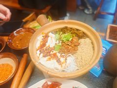 -阿山卓·野生菌火锅·纳西火塘烤肉