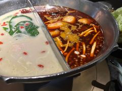 -湊湊火锅·茶憩(新中关购物中心店)