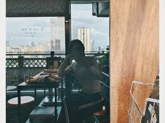 -luutosa  cafe & tea 鹿兔山