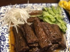 娄府酥骨带鱼-娄三少·老北京春饼烤鸭家常菜(方庄店)