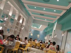 大堂-姚姚酸菜鱼·金戈戈香港豉油鸡(喜荟城联名店)