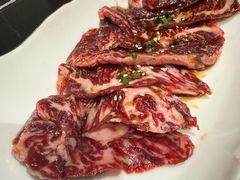-山川小町·极番烧肉(新地假日广场店)