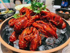 -巴厘龙虾·榜首油焖大虾(音乐学院·沿江酒馆店)