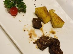 -雍和会海鲜姿造自助(湖东路店)
