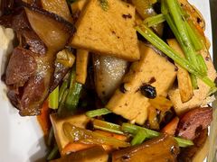 烟熏豆腐干炒腊肉-钟记家菜(红专南路店)