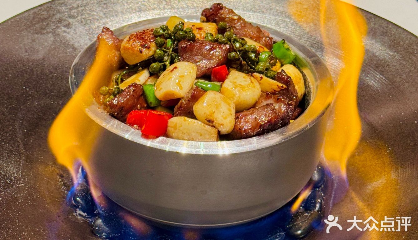 沉浸式的海派雅韵，美到不像话的艺术餐厅