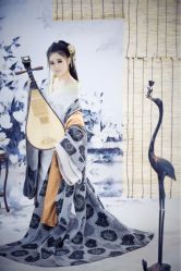 iphone_upload_pic-九月鹰飞汉服摄影工作室