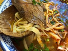 牛骨清汤牛肉面-白金成(珠江路店)