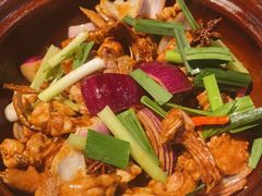 -胡须佬鸡煲四季火锅(海雅缤纷城店)