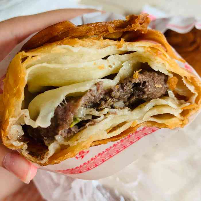 莱芜宫廷烧饼(刘家庄路店)-"每次回济南必吃的烧饼,也太好吃了吧!