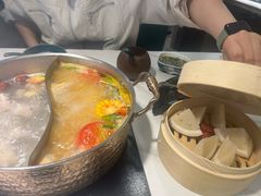 -椰子湾·海南火锅·糟粕醋·椰子鸡(正大广场店)