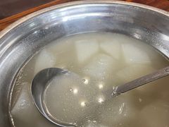 -茅屋大酒店