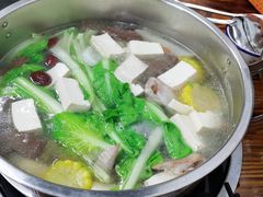 -阿汉名材老鸡汤饭店(金鸡岭店)