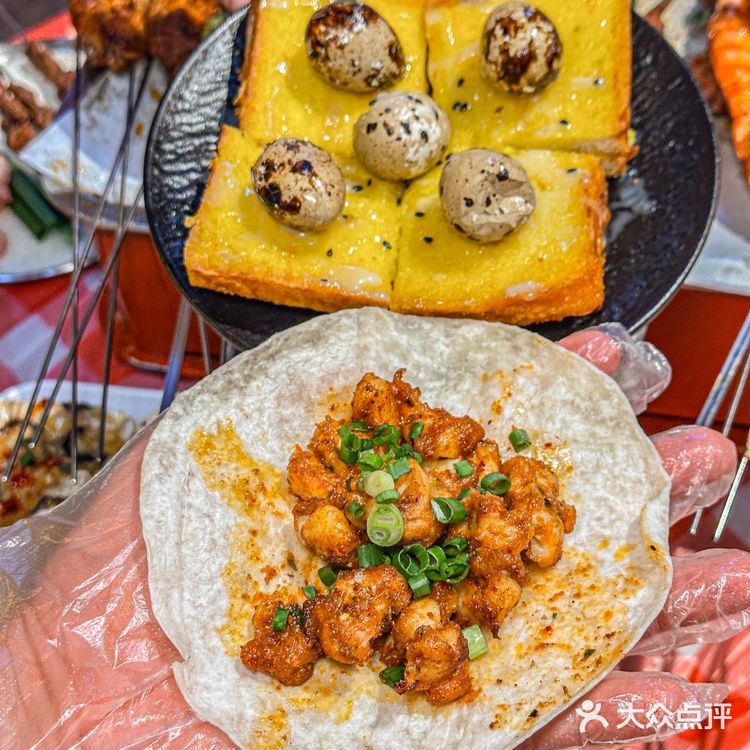 广州的！！！这小烧烤串子还蛮好吃的！