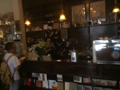 良友书坊-良友书坊(安徽路店)