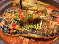-鸣记脆皮烤鱼·海鲜烤鱼(马栏店)