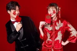 -卢浮宫婚纱摄影(银河国际店)