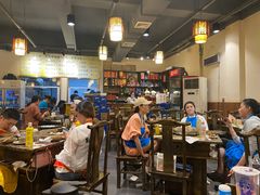 大堂-肖肖酸萝卜鱼火锅(总店)