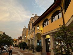 -佛罗伦萨小镇广佛名品奥特莱斯(疏港路店)