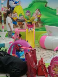 -孩子王(昆山招商花园城店)