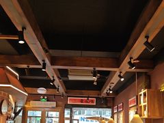 -巴卤社老火锅(财富店)
