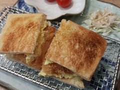 鲜虾排现烤吐司-西月山居匠心创意料理(江汉路新佳丽广场店)