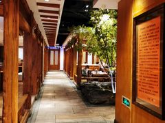 -萨拉伯尔(燕莎友谊商城店)