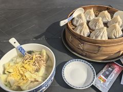 -笑来喜馄饨小笼工坊店(湖滨街店)