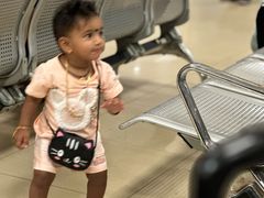 -班达拉奈克国际机场