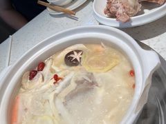-三人行骨头王火锅(长寿店)