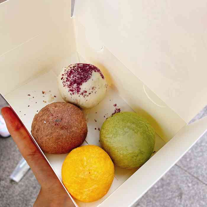 十三不靠·球酥点心(台东步行街店)